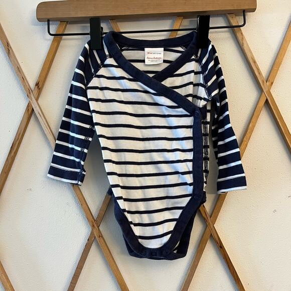 Hanna Andersson Onesie - Picture 1 of 2